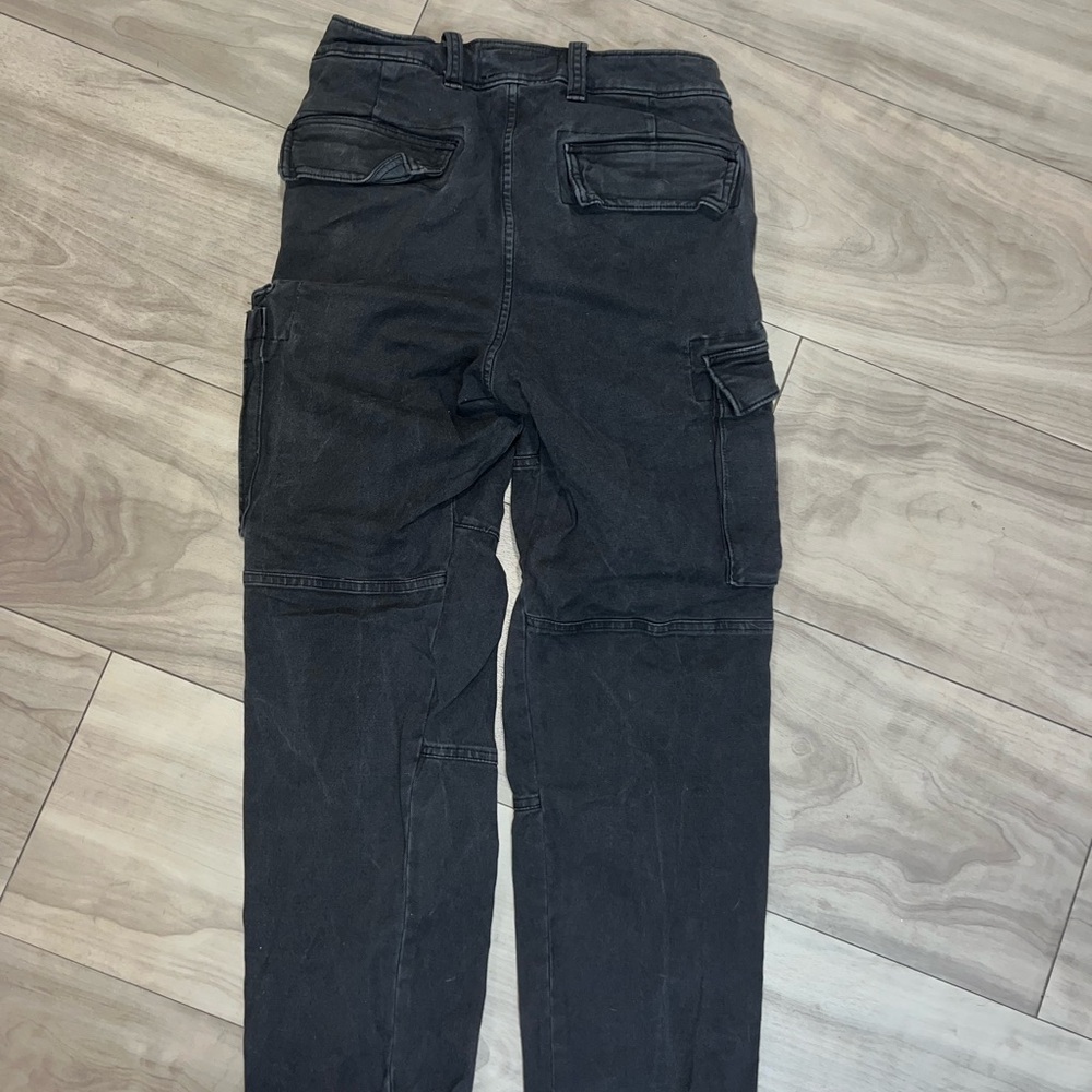 Abercrombie & Fitch Dark Gray Cargo Pants 29x30 with shrinkage